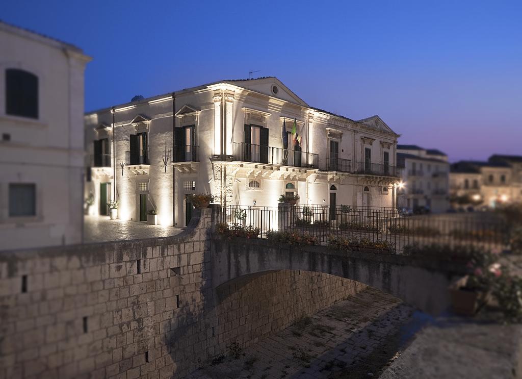Hotel Novecento Scicli Ngoại thất bức ảnh