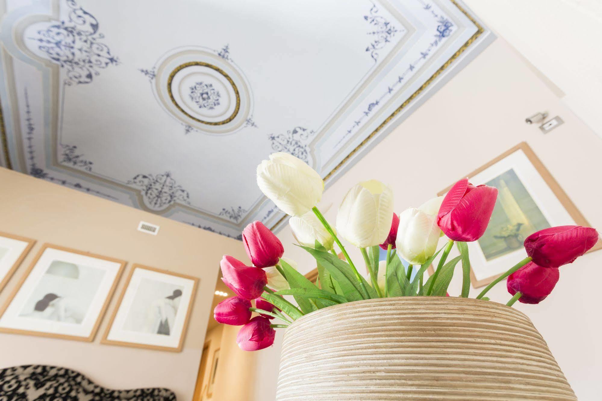 Hotel Novecento Scicli Ngoại thất bức ảnh